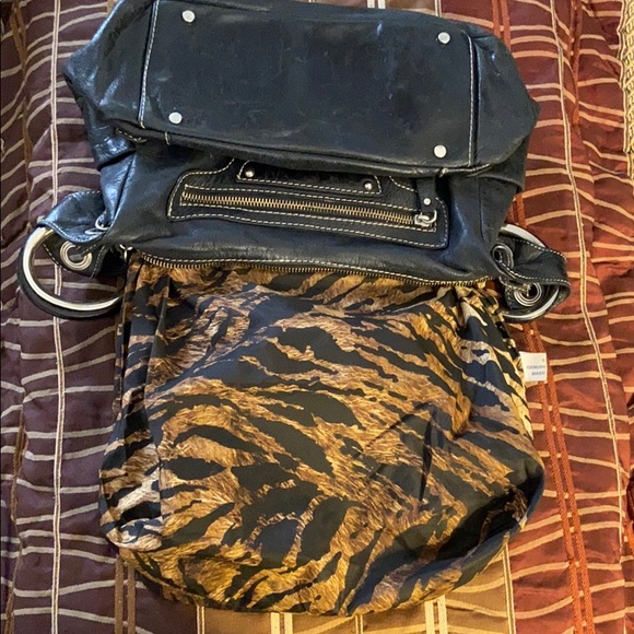 Helen Welsh Leather Bag - Picture 3 of 6